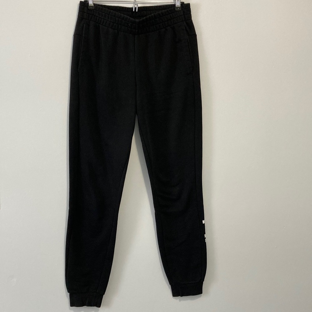 adidas Women’s Jogger - Small